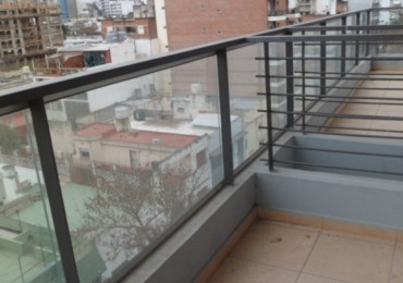 MB Negocios Inmobiliarios vende. Cerrito 951, Un dormitorio, semipiso, externo, balcon. Ventilacion cruzada