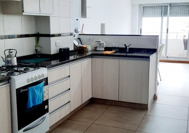 MB Negocios Inmobiliarios vende Corrientes 1600. Semipiso. Externo. Balcones. Pileta. 