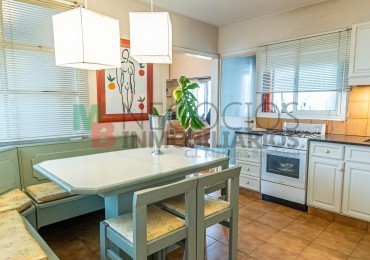 MB Negocios inmobiliarios Laprida 900.